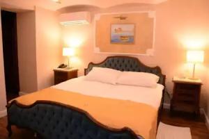 Hotels Hotels