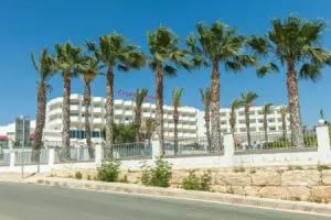 Crown Resorts Horizon Hotel, Coral Bay