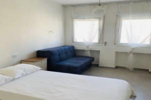 Royal Sea Studio, Netanya
