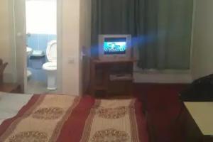 Dostuk Hotel, Karakol