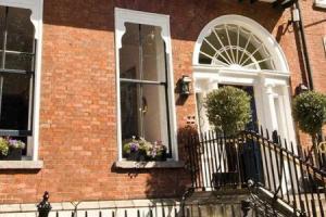 Townhouse on the Green, Dublin