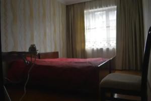 Apartament 1, Gonio