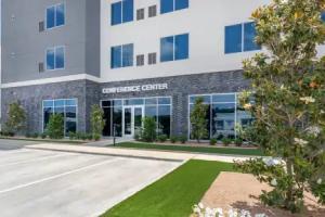 Cambria Hotel Univ Riverfront, Waco