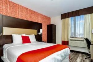 Airport Plaza Hotel JFK Airport, Queens