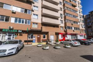 Apartments on Ishunina Street 7, Krasnodar
