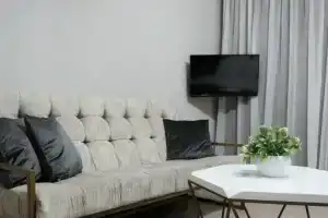 Apartments on Sverdlovsk Avenue 8B, Chelyabinsk