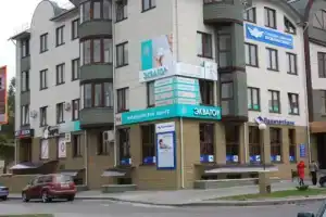 Hotel Ekvator, Lida