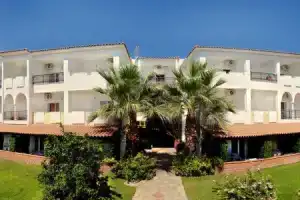 Martha's Haus Hotel, Gerakini