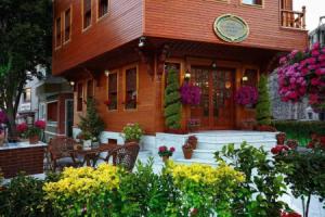 Valide Sultan Konagi, Istanbul
