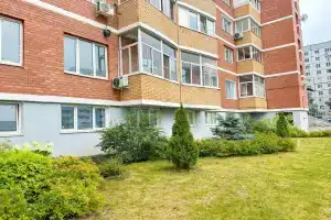 EasyRent on 110 Alexander Kudashev Street, Togliatti