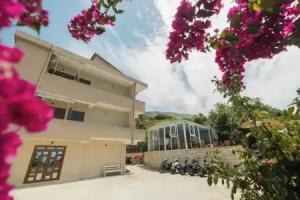 Voyage Villa, Vlore