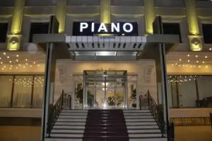 Piano Hotel, Baku