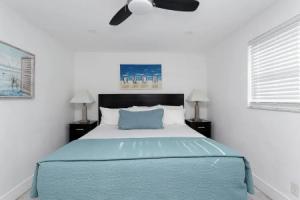 ULTRA relaxing 2 bed beach&boardwalk apt Apartments, Hollywood