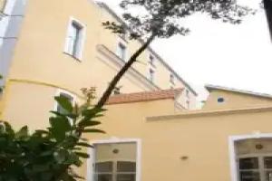 Fabric Hostel & Club, Portici