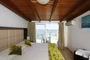 Nirikos Hotel, Lefkada Town