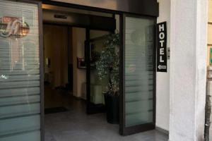 Hotel Salerno, Milan