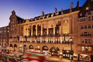 The Dilly, London
