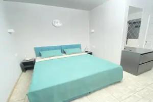 Apartments on Gazovikov street 25k2, Tyumen