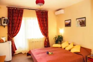 Meraba Hotel, Bakhchysaray