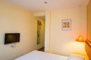 Home Inn Beihai Xian Gate, Beijing