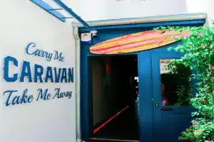 Surfer Caravan Gastro Pub and Suites, Bodrum
