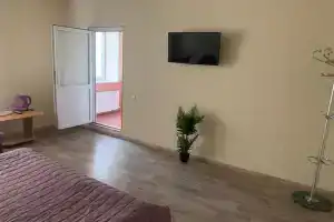 Apartment on Mira avenue, Ismail