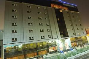Corp Executive Hotel Doha Suites, Doha