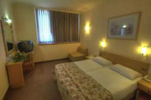 Inbar Hotel, Arad