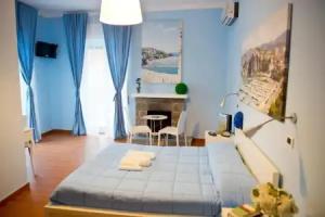 I Delfini, Agropoli