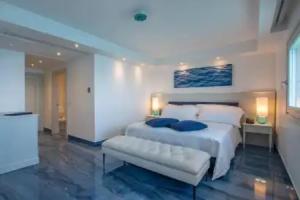 Hotel Grotta Palazzese, Polignano a Mare