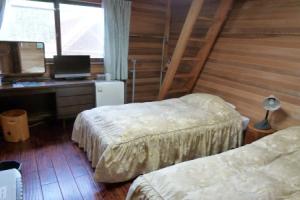 Hakuba Pension & Log Hotel Meteor, Hakuba