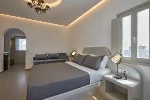 Mountain and Sea Suites, Kamari
