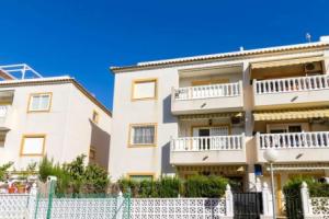 Apartment With 2 Bedrooms in, With Wonderful sea View, Pool, Torrevieja