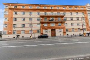AH Legionárska Hotel, Bratislava
