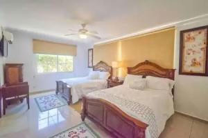 Large Golf View Villa With Pool Jacuzzi and Staff, Punta Cana