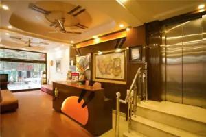 CAPITAL O74390 Hotel Grand Park Inn, Delhi City