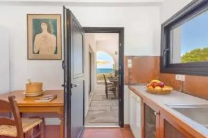 Platanias Beachfront Villa Elsa-90m To Main Square, Kato Daratso