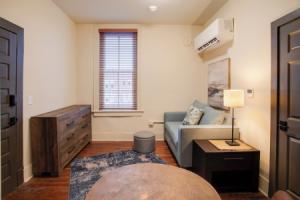 I-95 & I-20 Stopover: Walkable Condo Apartments, Florence
