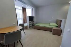 Apartment with a balcony on Rechnaya Street, Lazarevskoye
