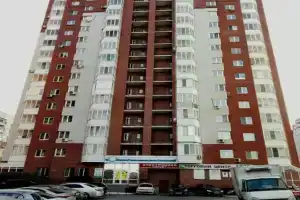 Apartments on the street 50 years VLKSM 15, Tyumen