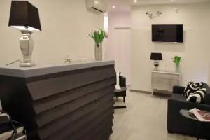 Cozy Domar - My Extra Home, Rome