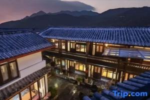 Spring and Autumn Inn by TopHood, Lijiang