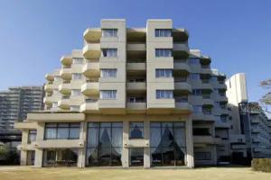 Wisterian Life Club Toba, Toba