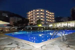 Hotel Mediterrane, Sarande