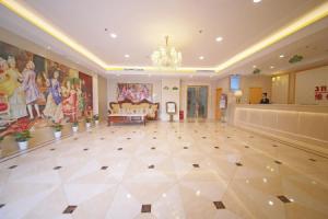 Vienna 3 Best Hotel (Xi'an Fengcheng 5th Road Hancheng Lake Branch), Xi'an