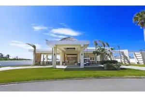 Bayrock 2 G2 Hotel, Sosua