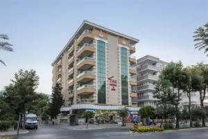 Cleopatra Taç Otel, Alanya
