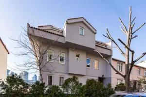 House with Balcony and City View in Besiktas, Istanbul