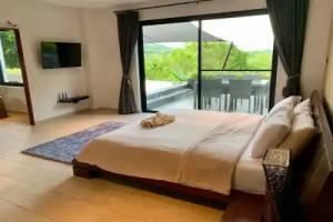 Apartment Villa Sanctuary With Private Pool, Nai Harn