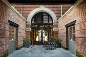 Hotel Not Hotel Rotterdam, Rotterdam